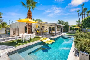 Outdoor pool - Whiskey Rocks 2.0 (Palm Springs)