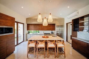Fridge, microwave, oven, stovetop - Kupuri 26 | Oceanview Luxury Villa, Punta Mita (Desarrollo Punta Mita)