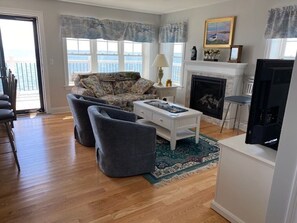 Téléviseur connecté, foyer