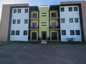Exterior - Elegant apartment in a gated community (Villa Progreso)