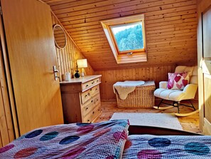 2 bedrooms, bed sheets, wheelchair access - Haus Sommerseit'n Rest.Nature.Enjoyment. (Hirschbach)
