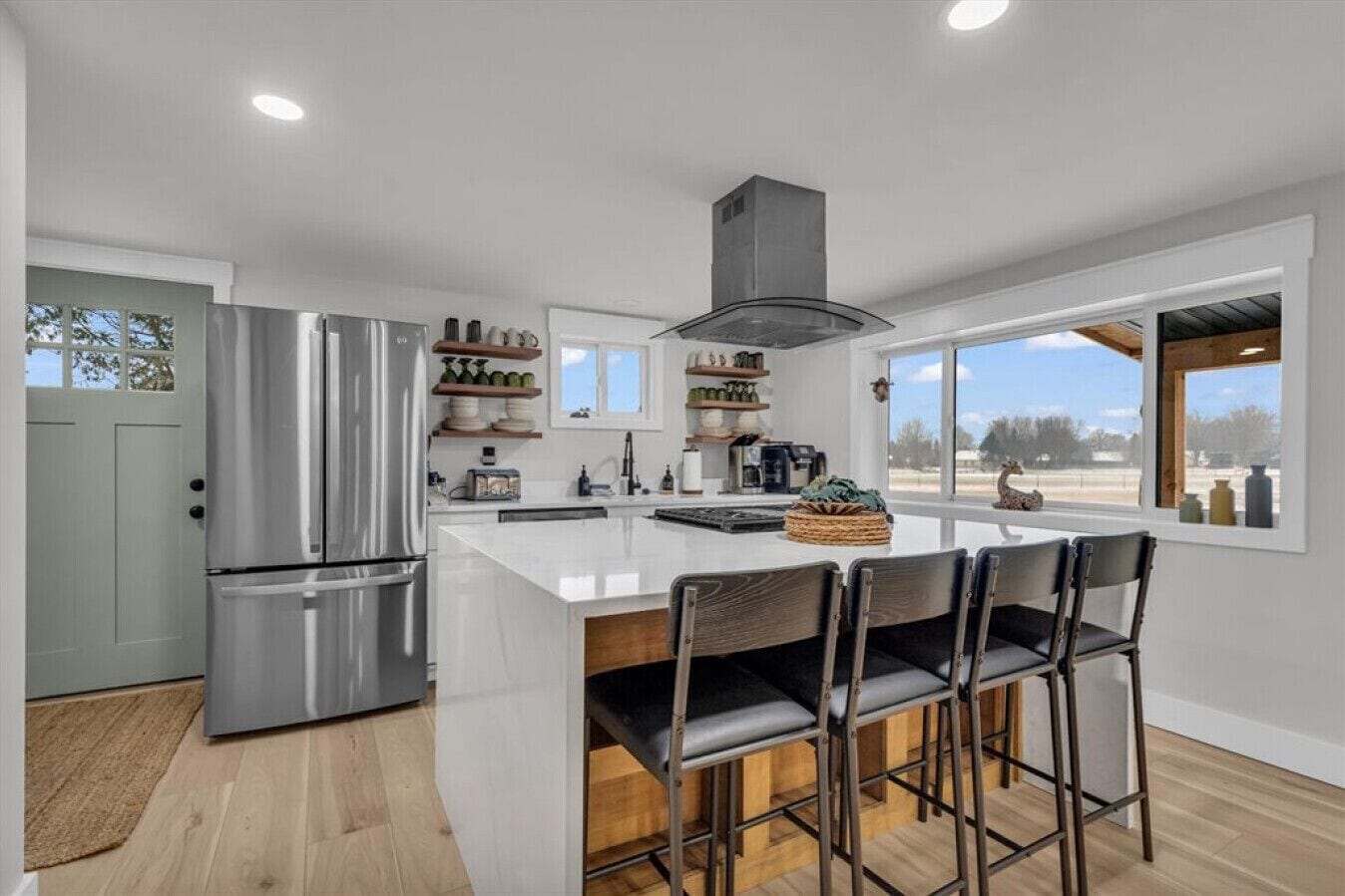 Kühlschrank, Herdplatte, Geschirrspüler