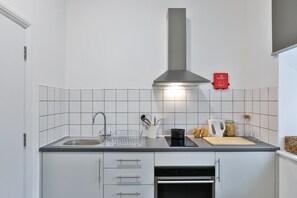 Studio, Non Smoking | Private kitchen - Student Only Francis Gardner Studios (London)