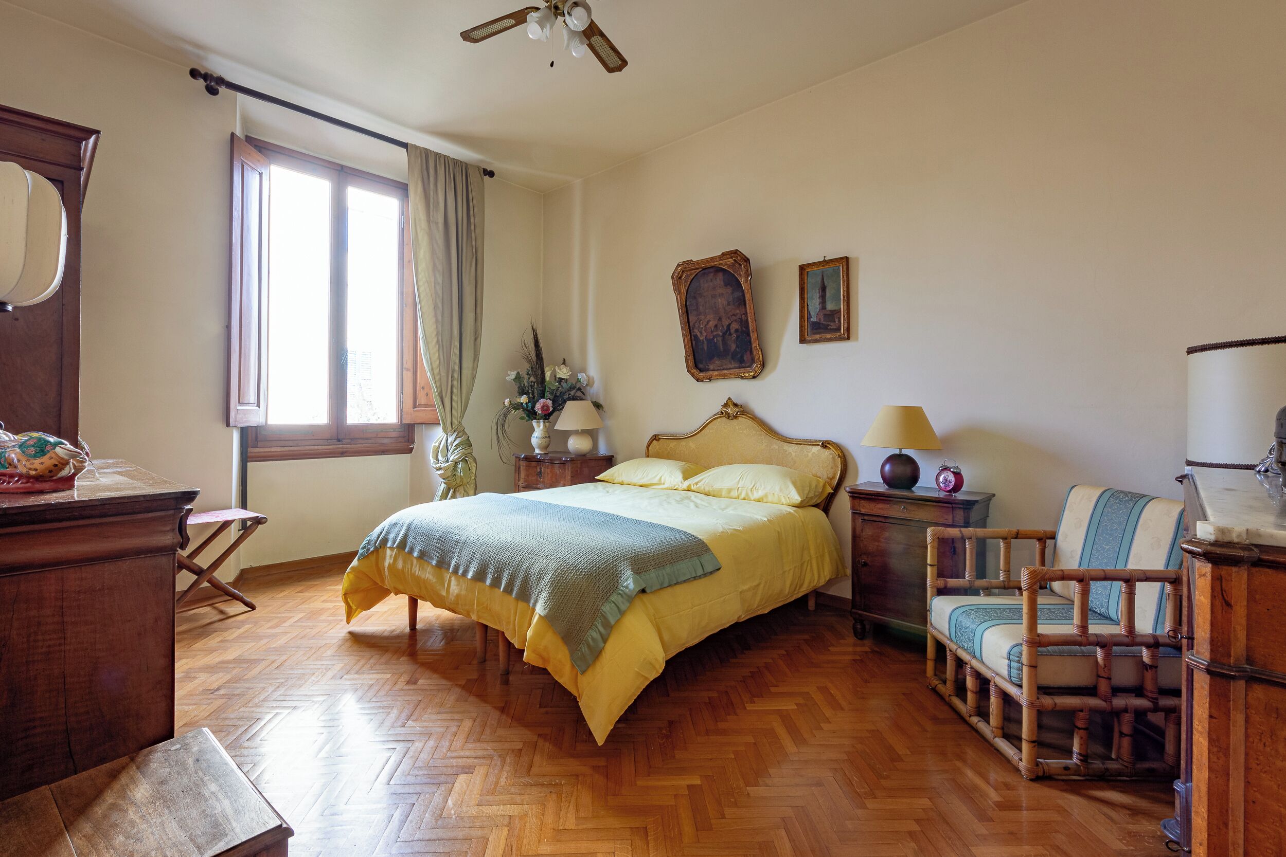 2 間睡房、熨斗/熨衫板、可攜式嬰兒床、免費 Wi-Fi