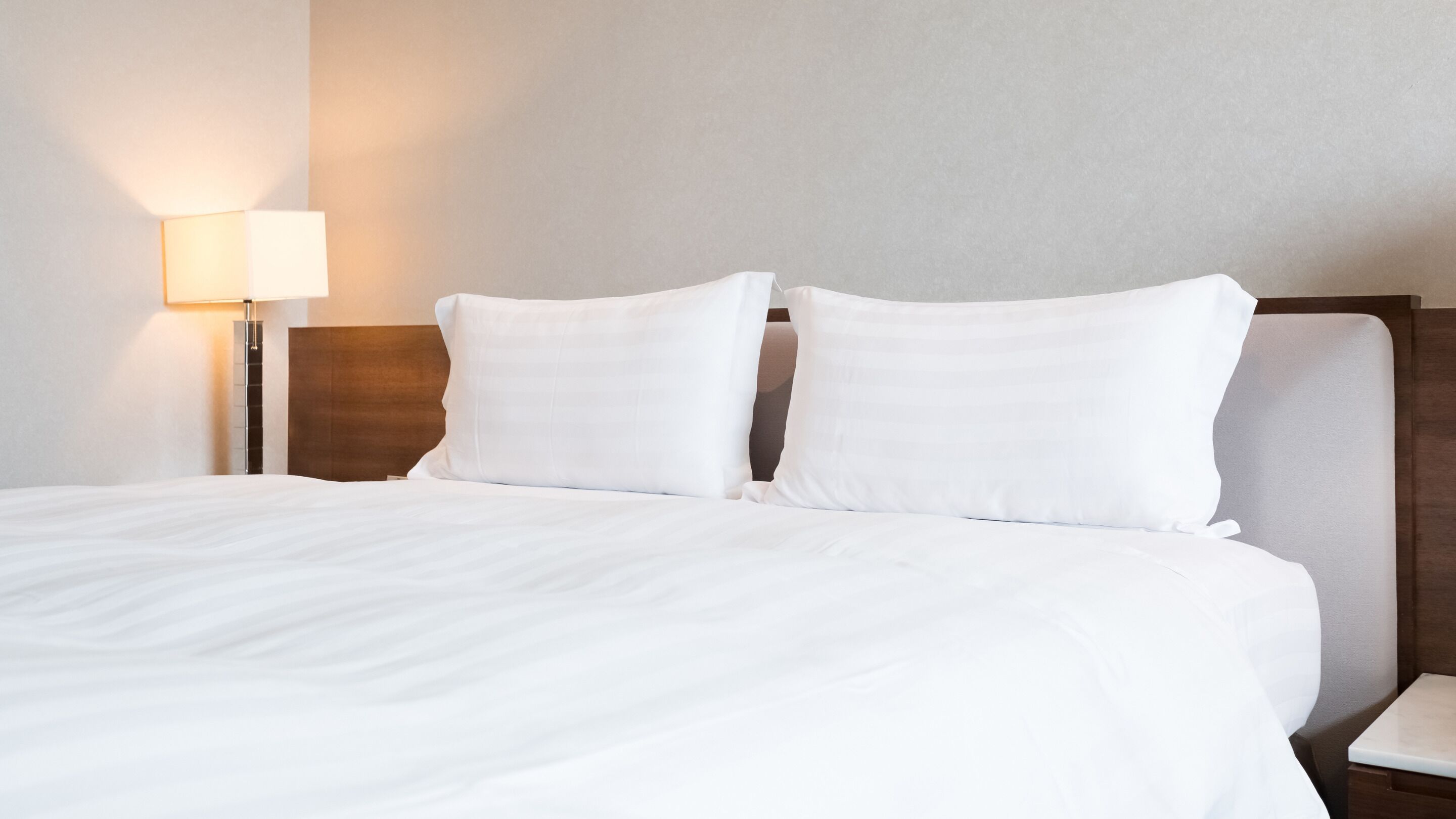 Suite, 1 Bedroom, Roll-in Shower, Kitchenette | Desk, iron/ironing board, free WiFi