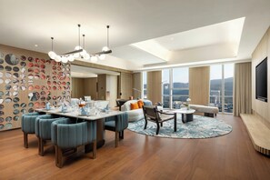 Suite, 1 habitación, vista al río (Powder Room)