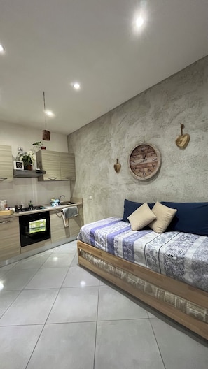 3 camere, Wi-Fi, lenzuola