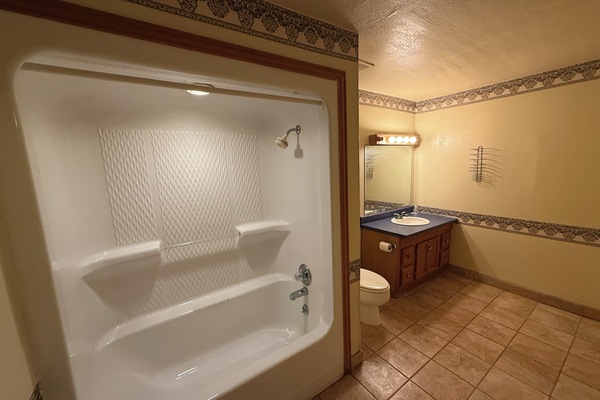 Single Room | Bathroom | Shower, towels, soap, toilet paper