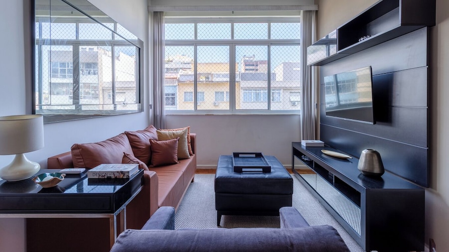 Apartamento com Garagem a 400m da Praia de Ipanema