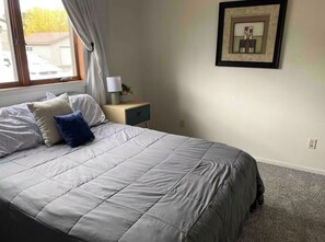 3 bedrooms, iron/ironing board, WiFi, wheelchair access