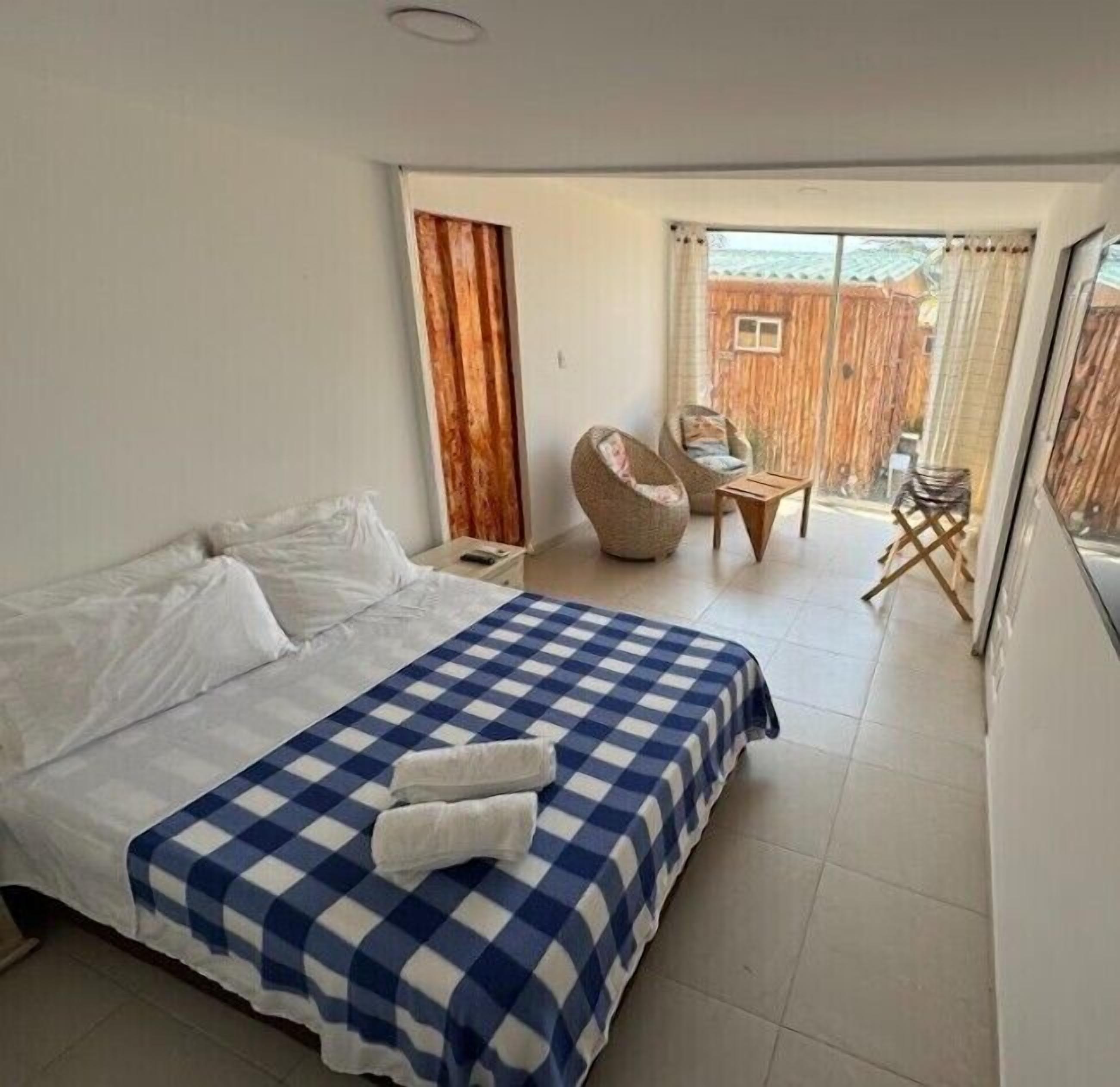 Classic Double Room, 1 Katil Kelamin (Double), Non Smoking, Garden View | Peralatan tempat tidur premium, bar mini, cadar katil 