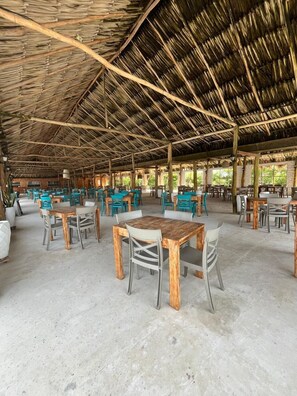 Khu ẩm thực cho gia đình