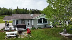 Exterior - Great for couples - The Riverview Suite (Reidville)