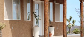 Santa fe home at Grand Canyon West Meadview 4+