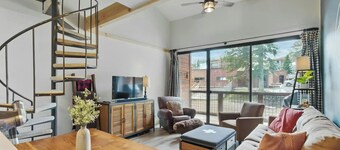 Tahoe Donner Condo, Ski-In Ski-Out, Cozy Mountain Retreat