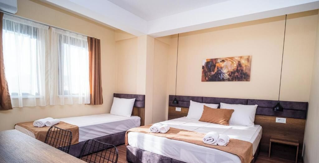 Soundproofing, free WiFi