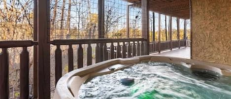 Baignoire à remous extérieure