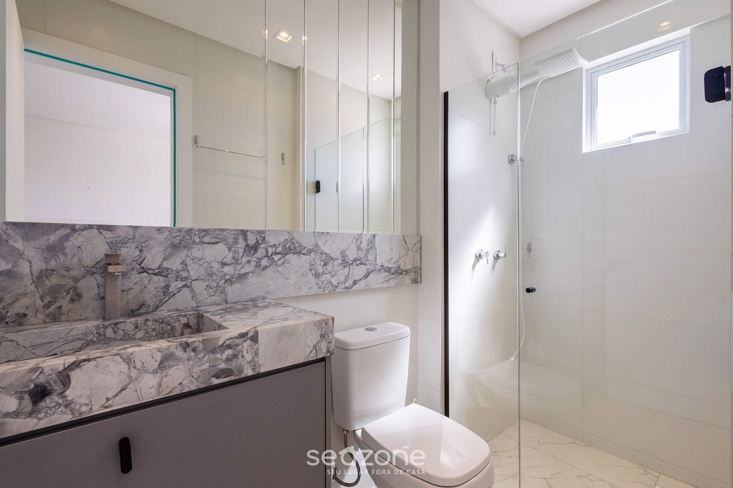 Apartamento básico | Baño | Ducha