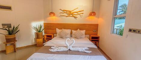 Kamar Double atau Twin Superior, pemandangan kota | Brankas, tirai kedap cahaya, setrika/meja setrika, dan Wi-Fi gratis