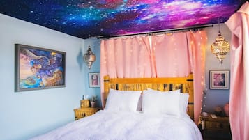 Schreibtisch, WLAN, Bettwäsche