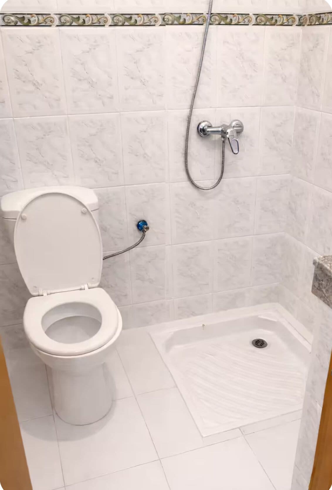 Handtücher, Seife, Toilettenpapier
