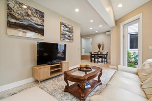 تلفزيون ذكي