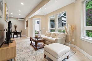 Smart TV - Amazing home in nature (Langhorne)