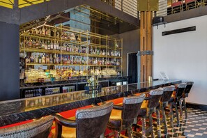 酒吧（店内）