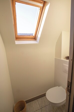 Shower, hair dryer, towels, soap - House 2mins from Parc de Sceaux (Antony)