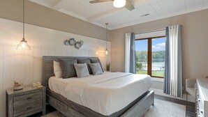 Unclassified image, 4 of 45, button - Lake Norman Lakefront w/ Private Beach, Dock, Hot Tub & Fire Pit Sandy Shore by Avantstay (Mooresville)