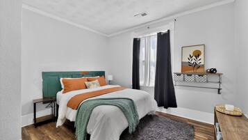 3 soverom, wi-fi (inkludert) og sengetøy