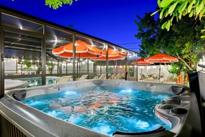 Unclassified image, 5 of 70, button - Epic Backyard - Pool - Hot Tub - Outdoor Theatre (Bradenton)