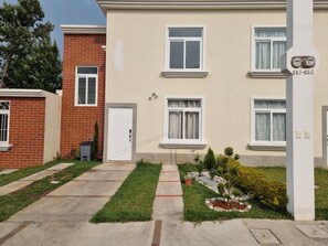 Exterior - Charming house in a condominium (San José Pinula)