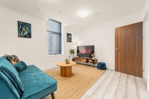 Living area - Manchester Urban Retreat | Near Centre | Sleeps 4 (Manchester)