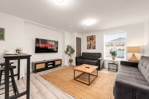 Living area - Central Manchester Haven | City Views | Sleeps 4 (Manchester)