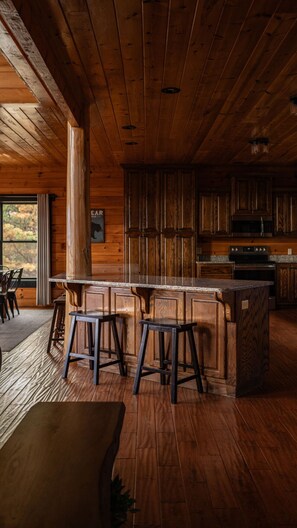 Fridge, microwave, oven, stovetop - Peak View Retreat | Spacious, Hot Tub, Game Room! (Sevierville)