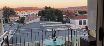 Apartment overlooking lake and Rocca Bellavi(s)ta Angera