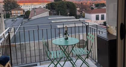 Apartment overlooking lake and Rocca Bellavi(s)ta Angera