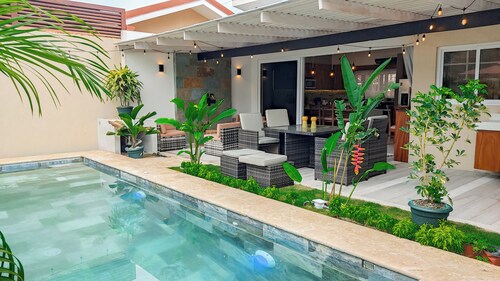 Modern 3-Bedroom Jacó Beach House with 100% Private Pool