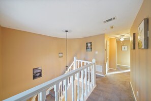Interior - Peaceful 2BR Sanctuary - King Bed- Your Home Away From Home (Huffman)