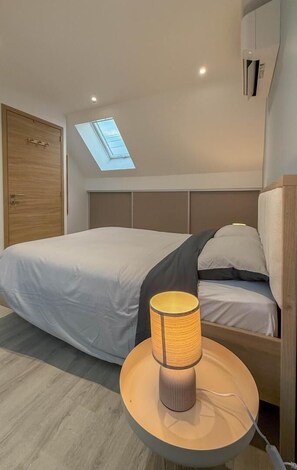 4 bedrooms, travel cot, free WiFi - Le Grand Chez Thérèse - FONTAINE LES GRES (FONTAINE LES GRES)
