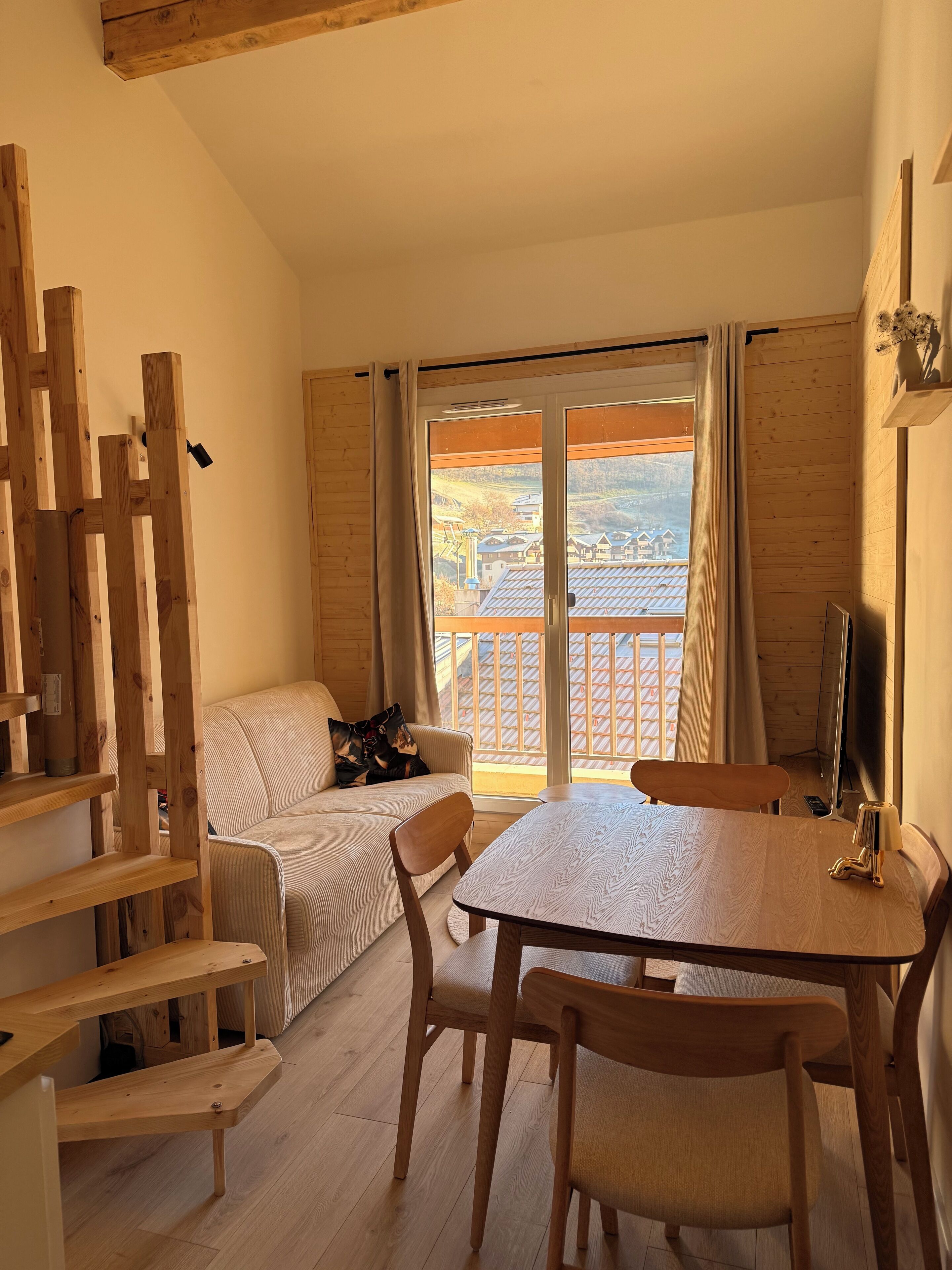 リビング エリア