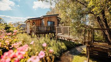 Enceinte de lâhĂ©bergement