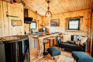 Interior - Cabin in the heart of the Ardennes! Nature, Nordic bath and Finnish sauna. (Sainte-Ode)