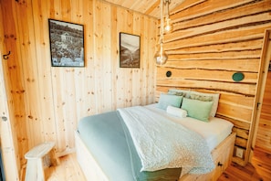 2 bedrooms, WiFi, bed sheets - Cabin in the heart of the Ardennes! Nature, Nordic bath and Finnish sauna. (Sainte-Ode)