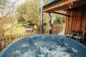 Terrace/patio - Cabin in the heart of the Ardennes! Nature, Nordic bath and Finnish sauna. (Sainte-Ode)