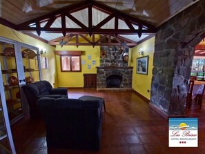 Interior - Hotel & Restaurant Las Brisas (Puerto Esperanza)