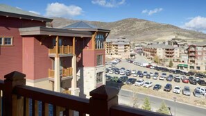 Property grounds - Sunrise Lodge by Hilton Grand Vacations: Your Dream 2-Bedroom Mountain Retreat (Park City)