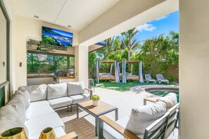 Terrace/patio - Melrose Place: Pool, Spa, Fire Pit, Gameroom, EV! (Indio)