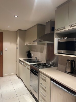 Microwave, oven, stovetop, dishwasher